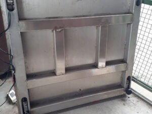 PLATAFORMA SOBRE PISO FULL ACERO INOXIDABLE